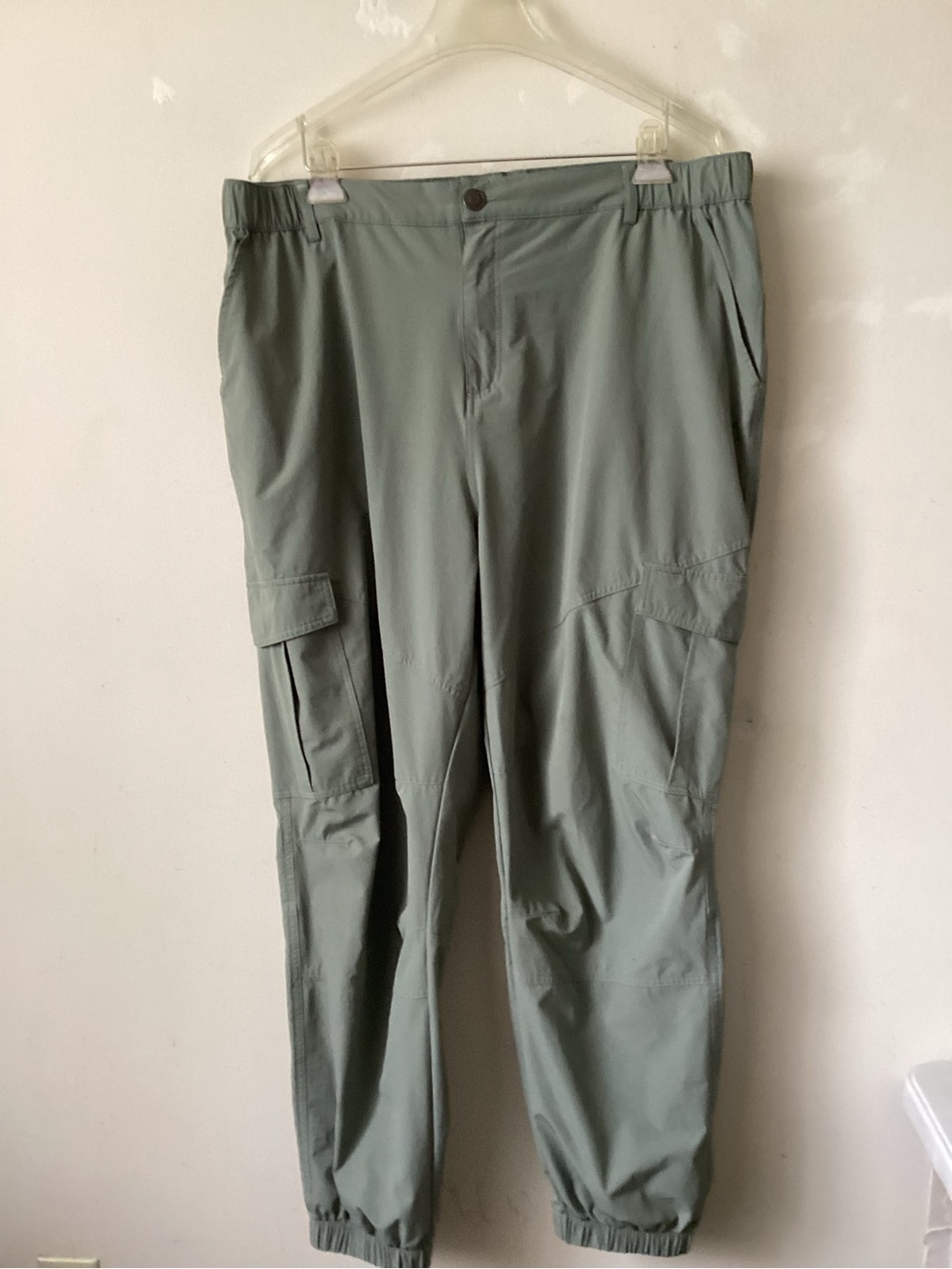 Pink Bomb Lightweight Cargo jogging Pants - Sage Green